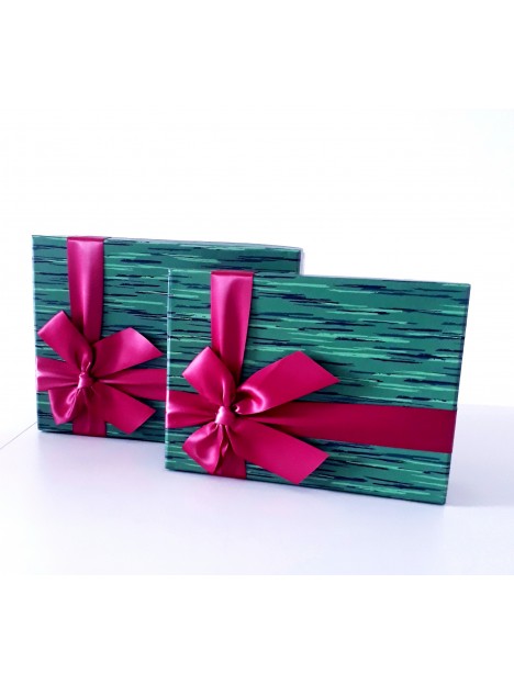 Darčeková krabica Obdĺžnik smaragdová s cyklámenovou mašľou S
